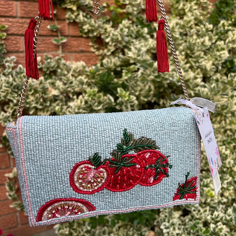TikTok-Viral Tomato Beaded Bag (Tassel Edition)